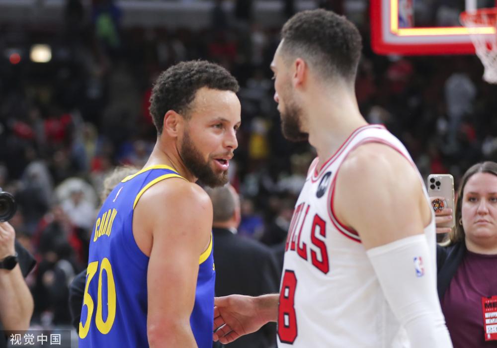 并迫使他们 并迫使他们